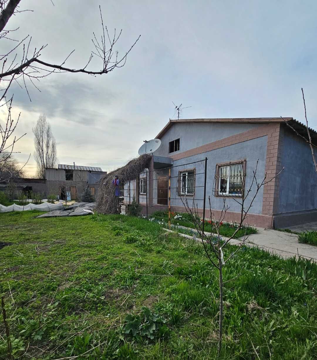 Продам 5-комн. дом 78,8 кв.метров. 15 соток.