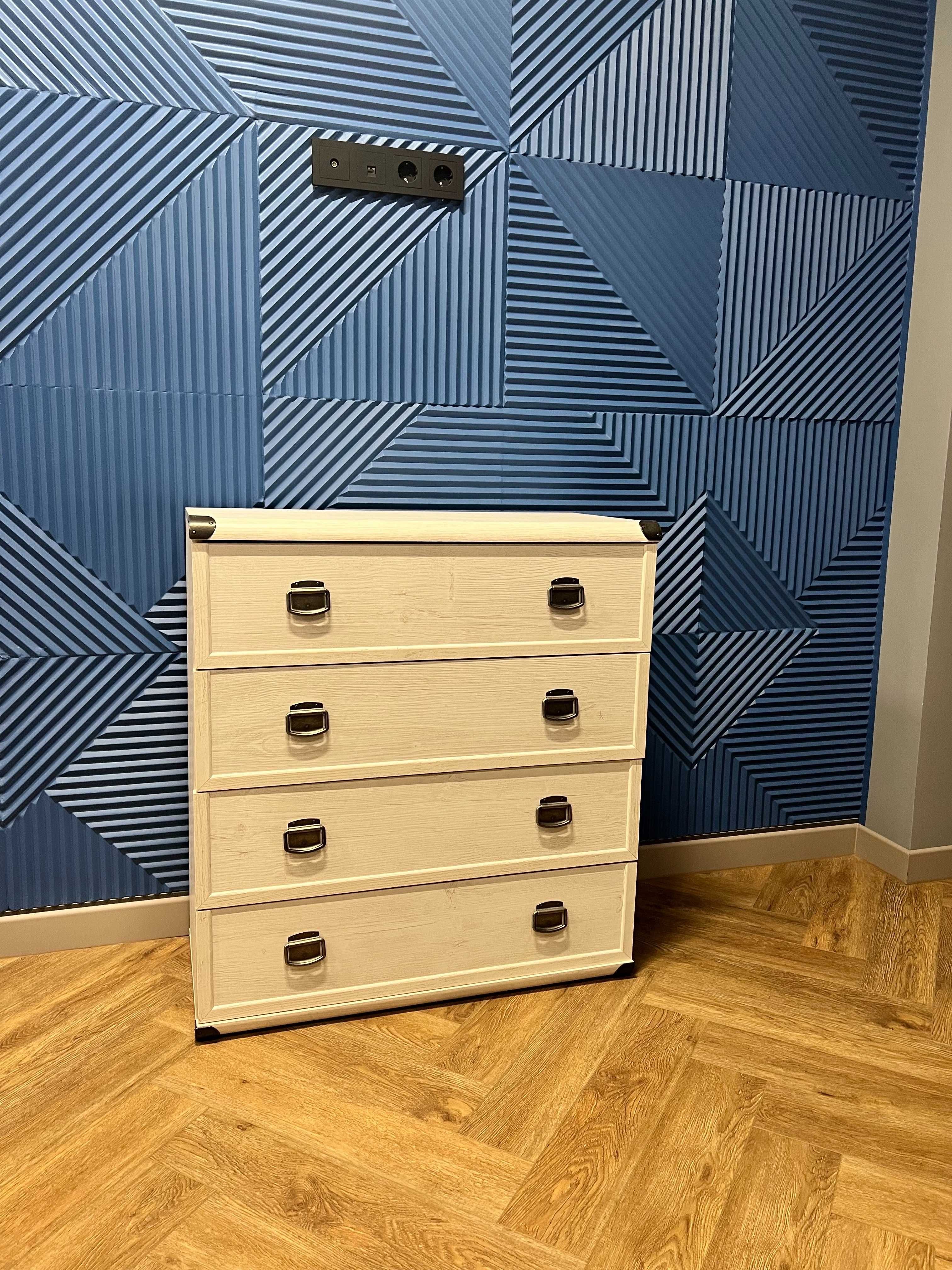 Продаю 2 Кровати и Комод