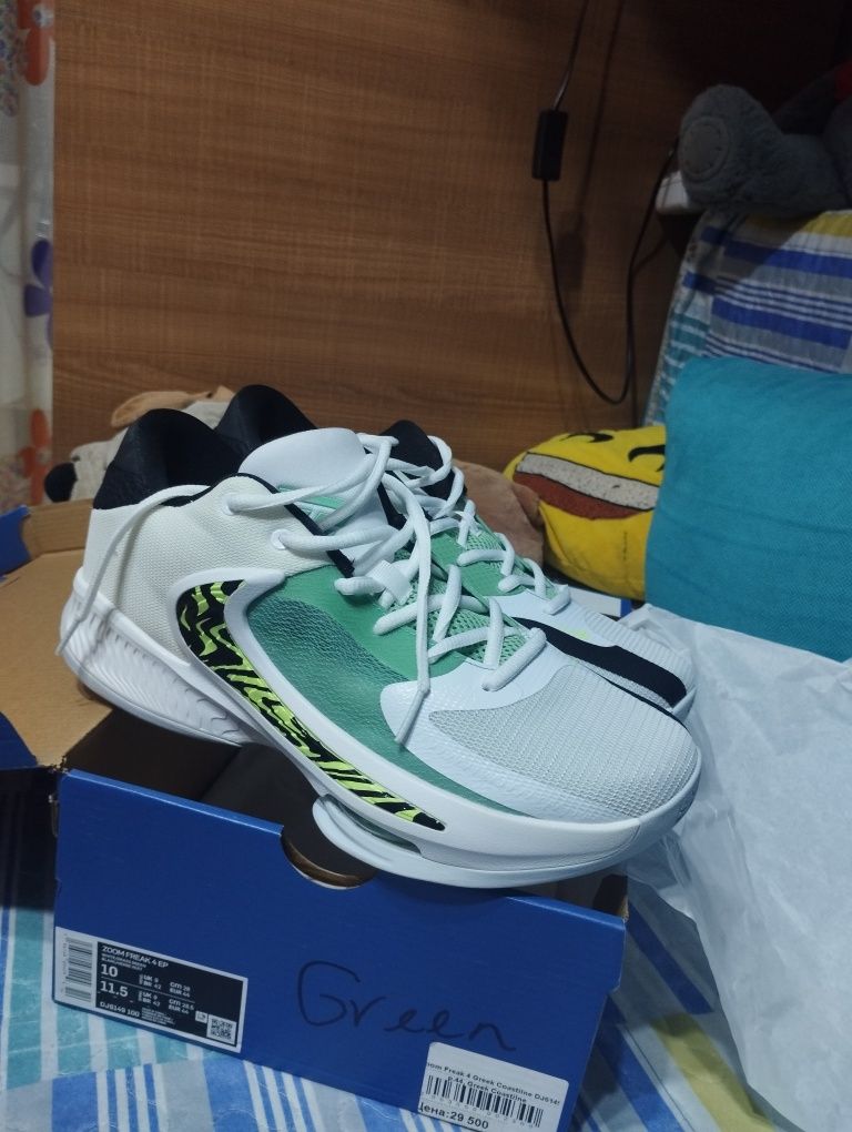 Баскетбольные кроссовки Nike Zoom