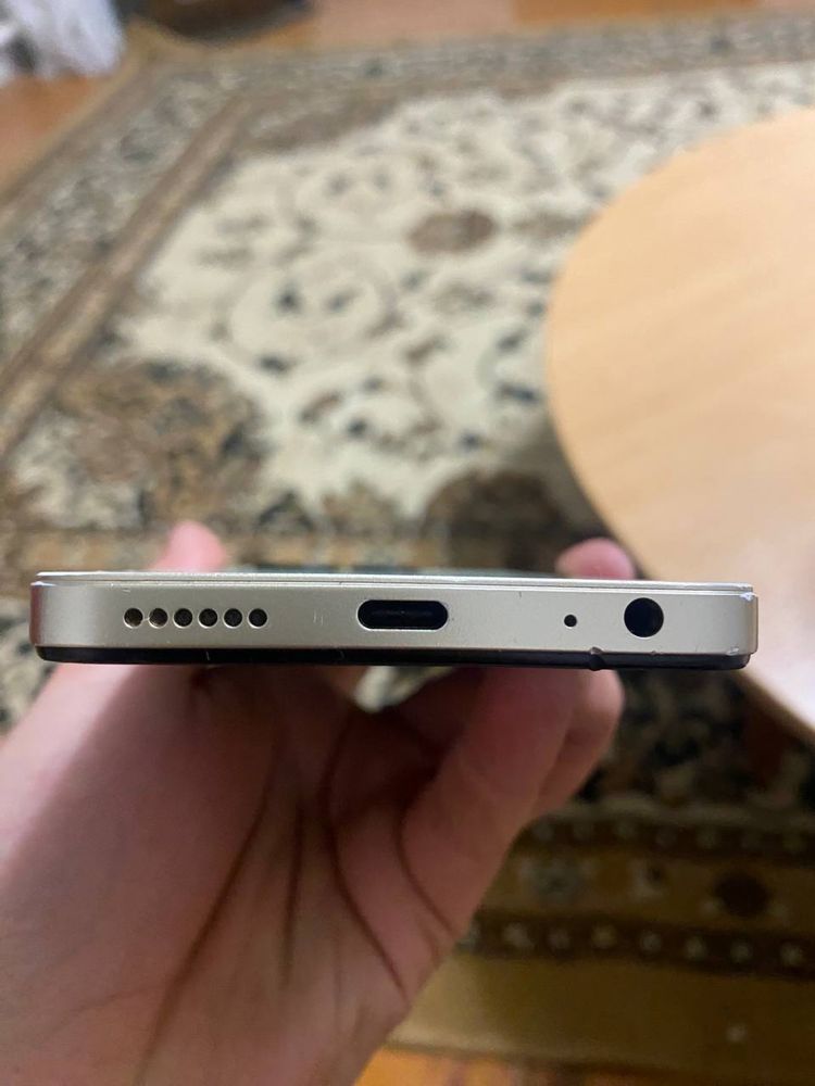 Продается Tecno Spark 8 go
