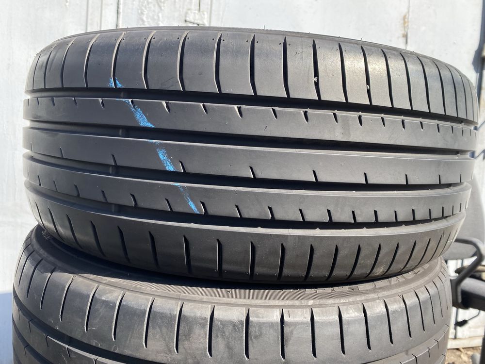 215/45/18 комплект бу TOYO