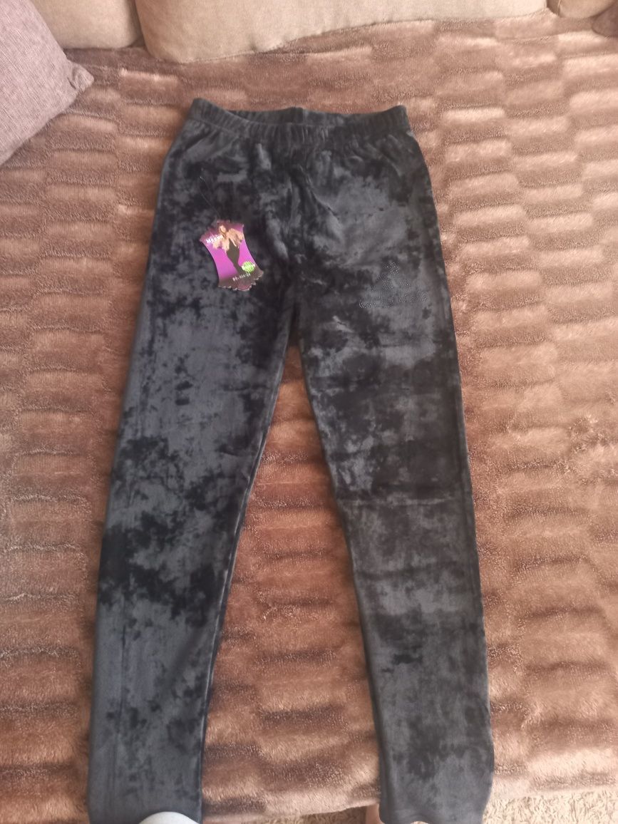 Продам НОВЫЕ тёплые лосины. На 46-48р.
