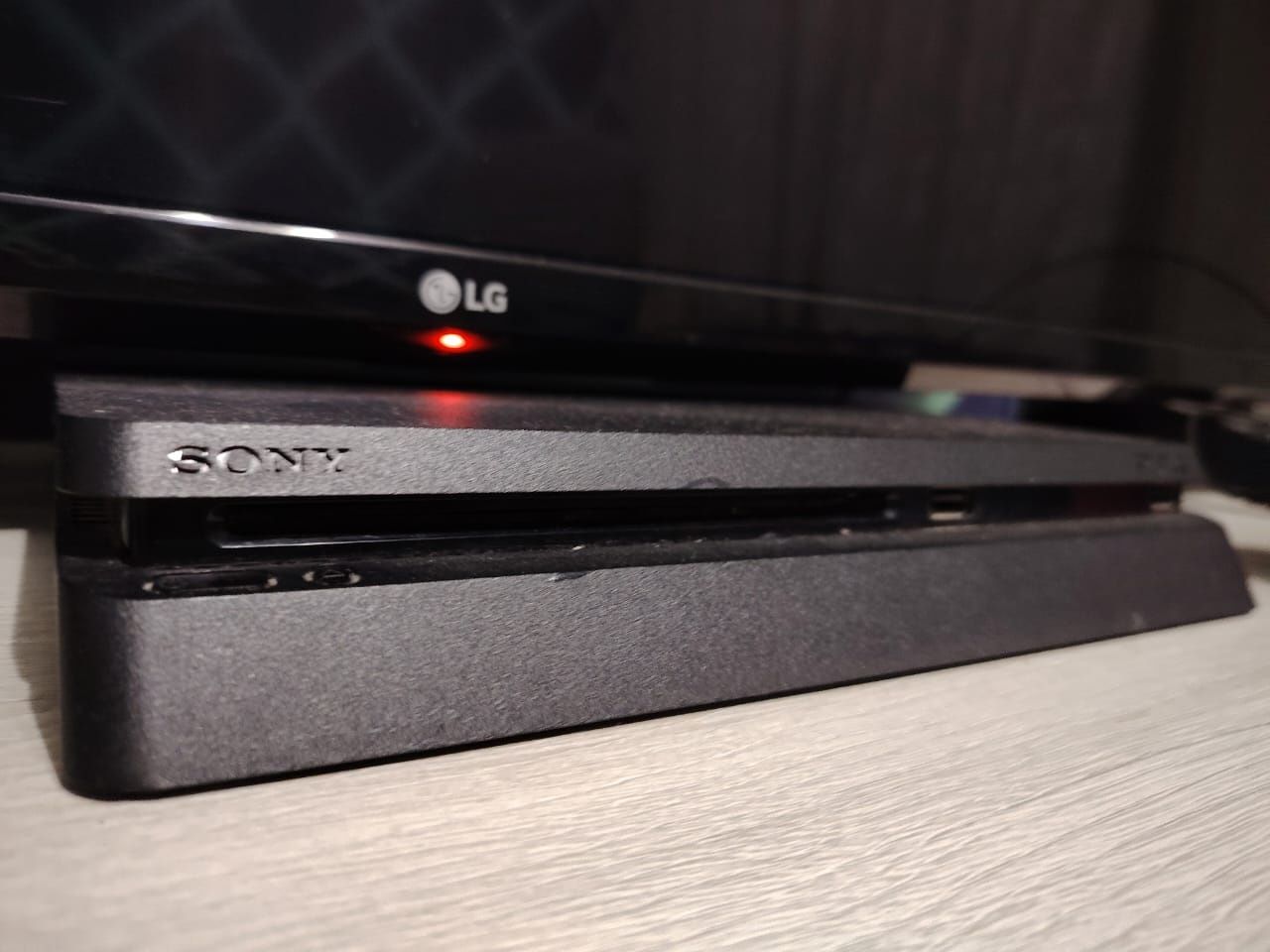 PS4slim 1терабайт