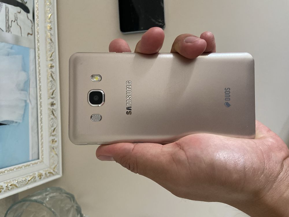 Продается Samsung J 5 и Samsung a 10s