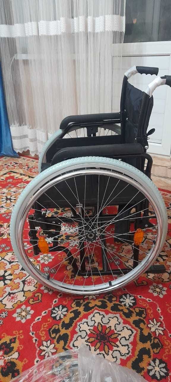 Продам новую кресло коляску