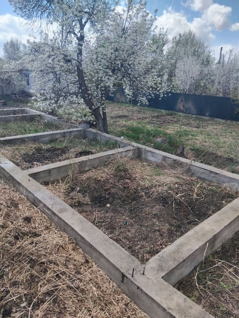 Дача на уйтасе. Можно подключить  газ.