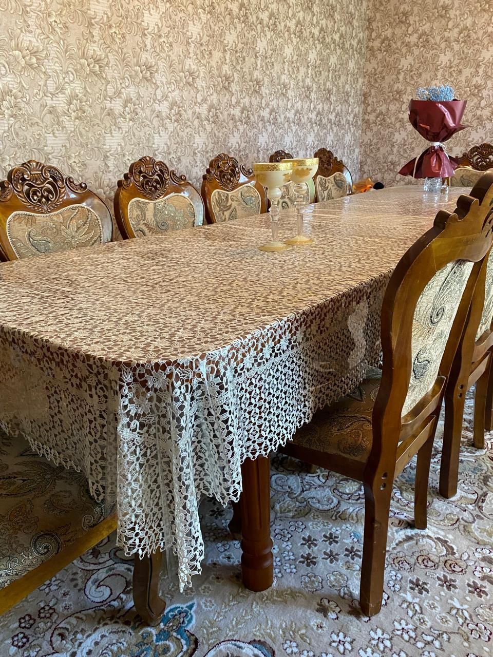 Продам стол со стульями
