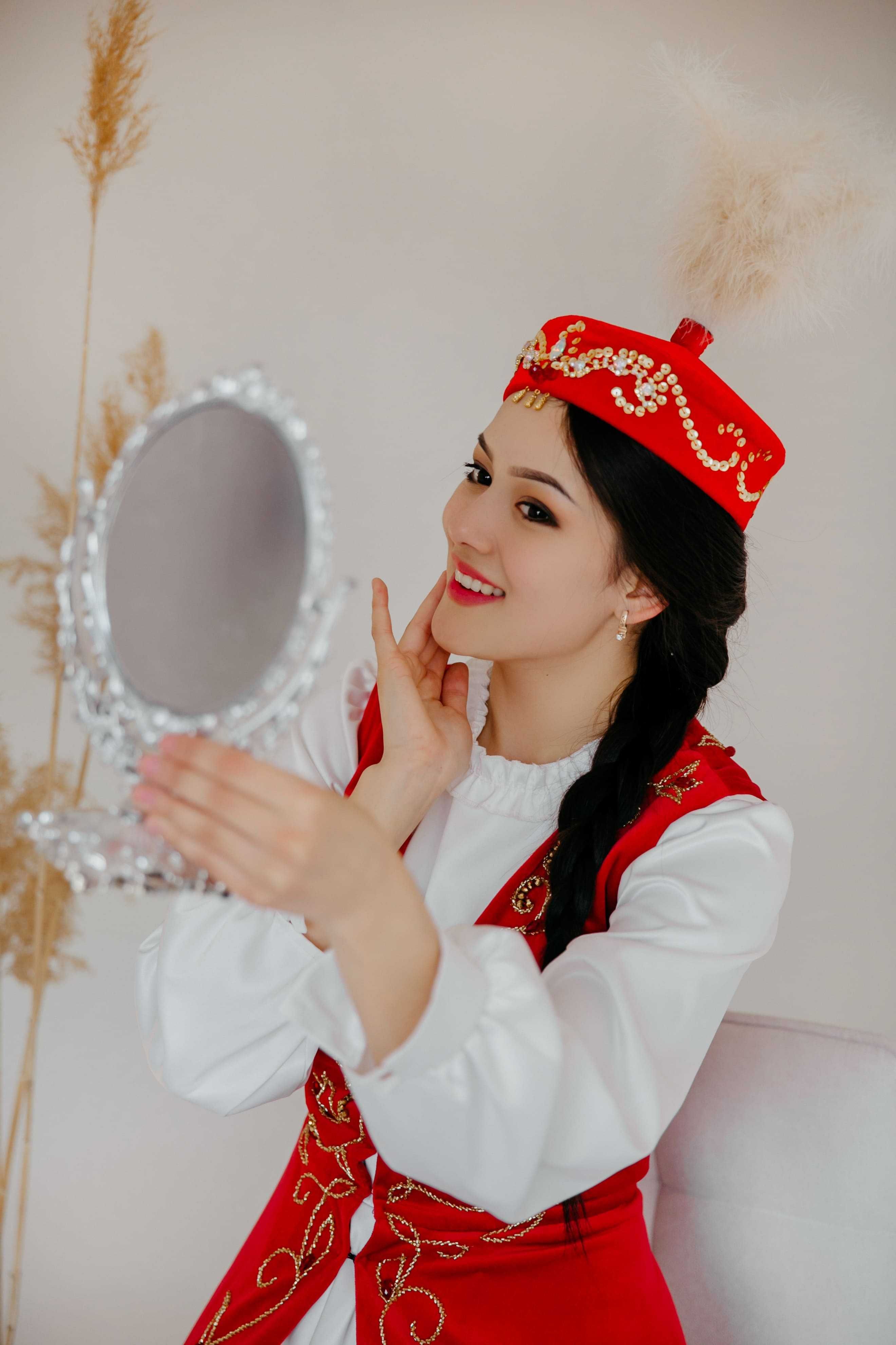 Прокат красные национальные этно платья на узату (комплекты)
