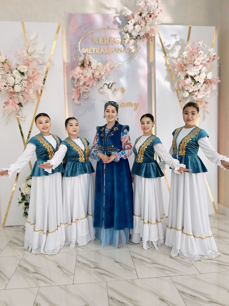 Қазақ көйлегі сатылады