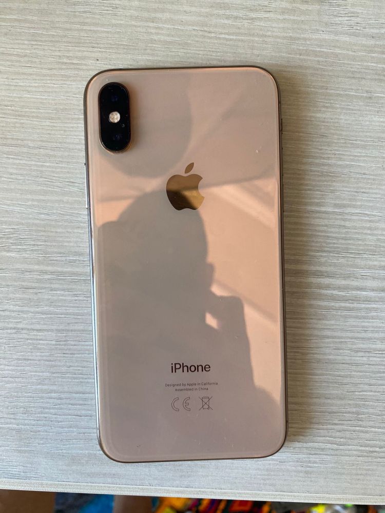 Iphone XS (золотистый) 64GB