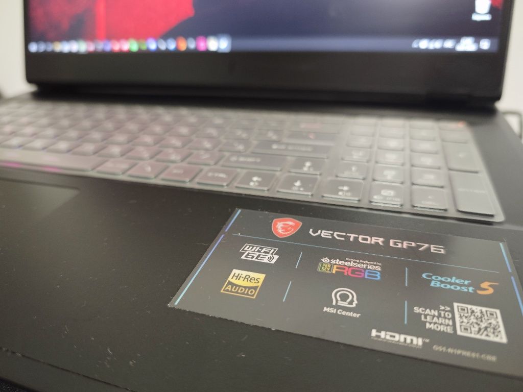 Продам игровой ноктбук MSI Vector GP76 core i7 12700H, rtx 3070TI