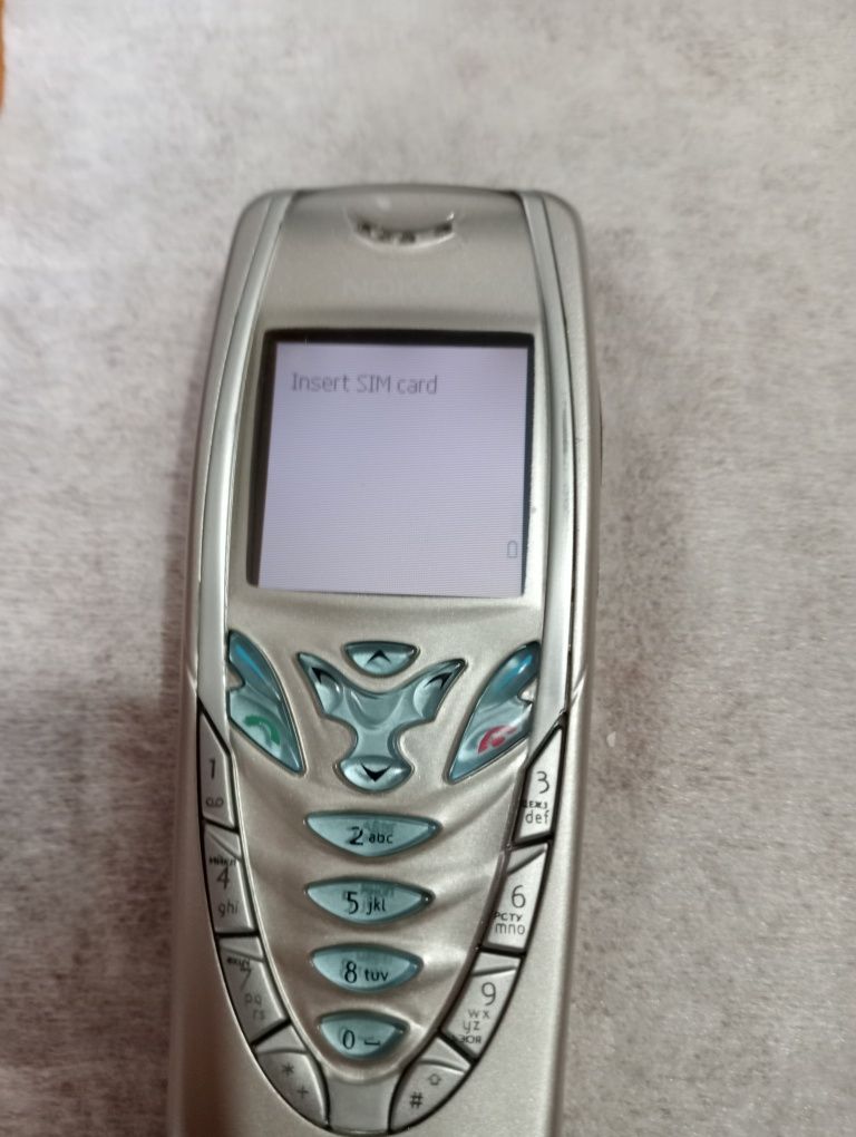 Продам Nokia 7210