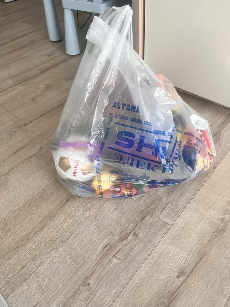 Детские игрушки даром