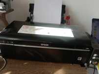 Продам цветной принтер Epson l 800