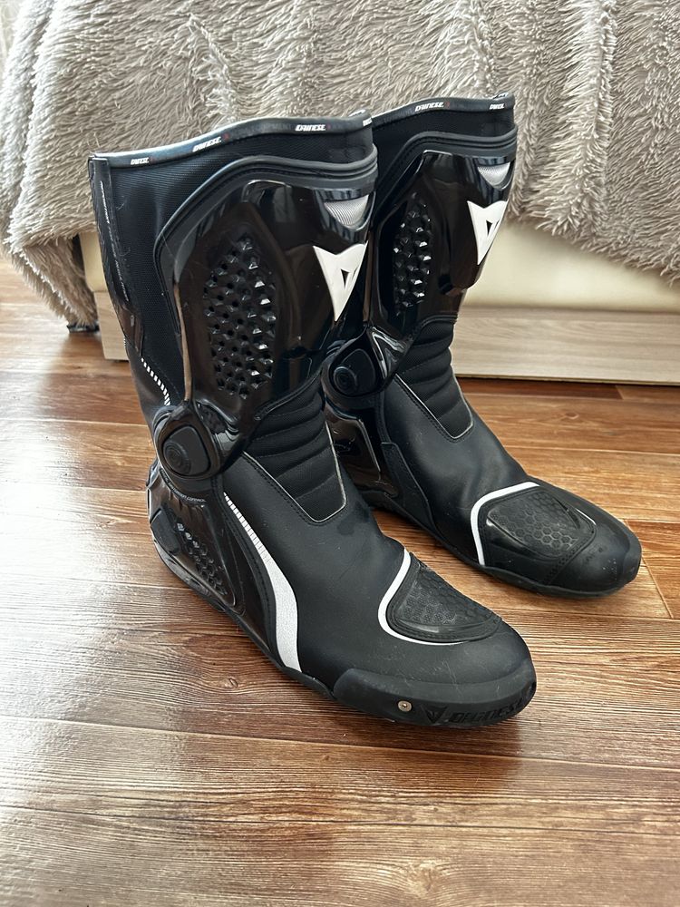 Мотоботинки/ мотоботы dainese/ мотозащита
