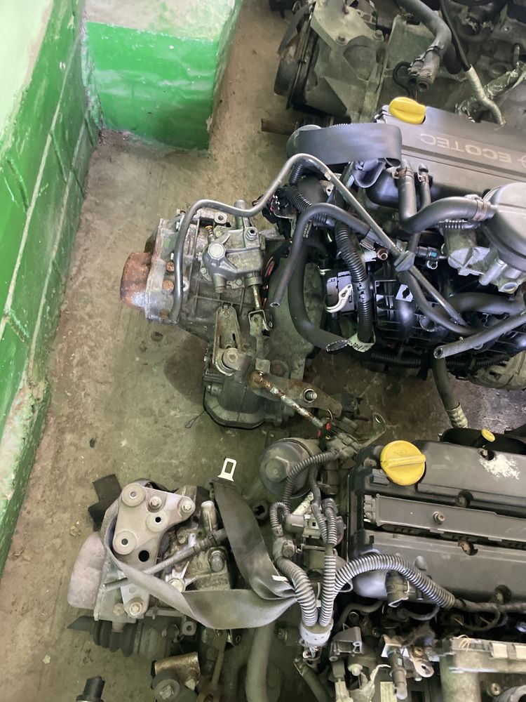 Контрактный двигаетль на Опел z14xep z12xep Astra Corsa Combi и,т,д