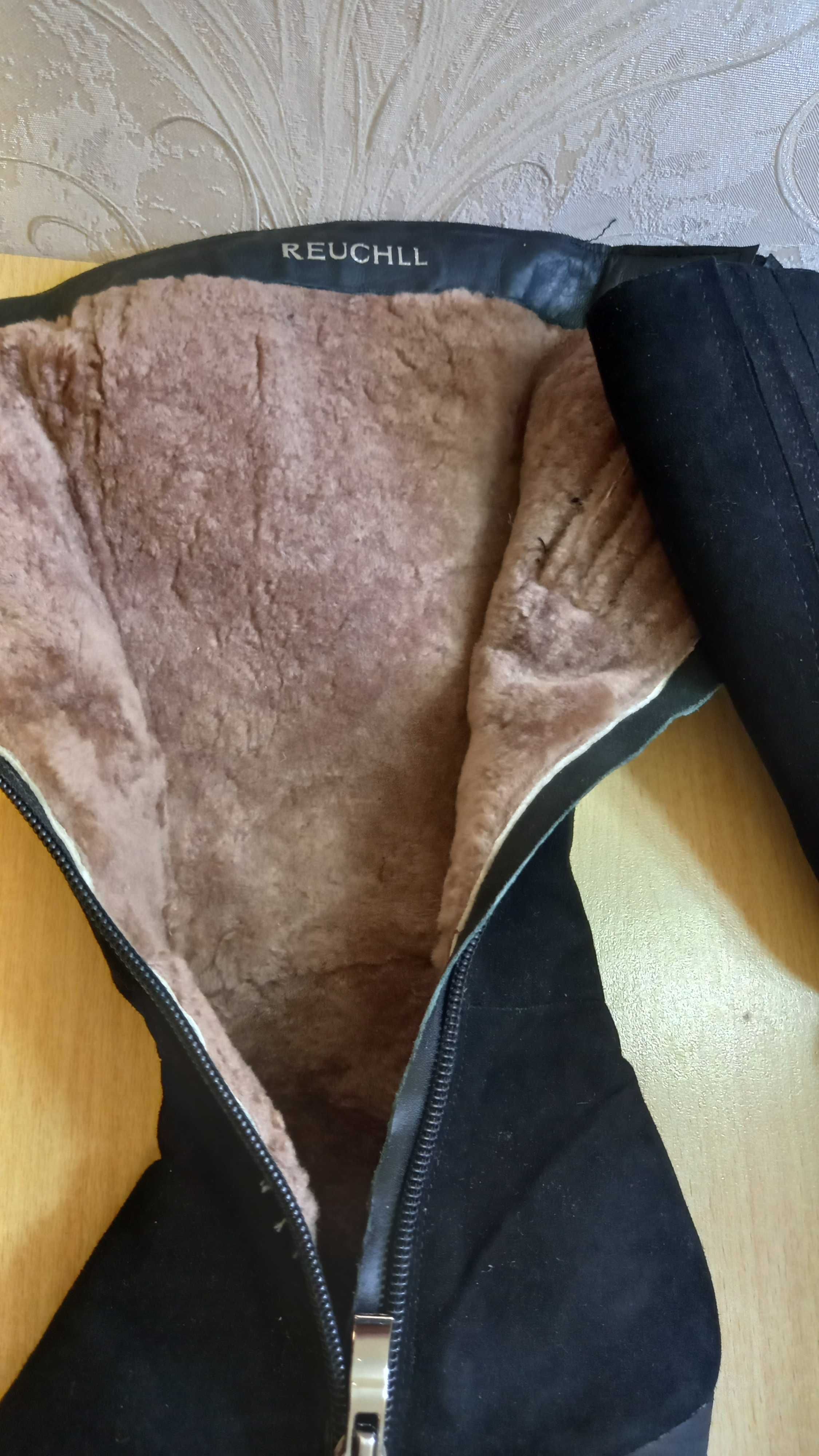 Сапоги зимние замшевые на натуральном меху.