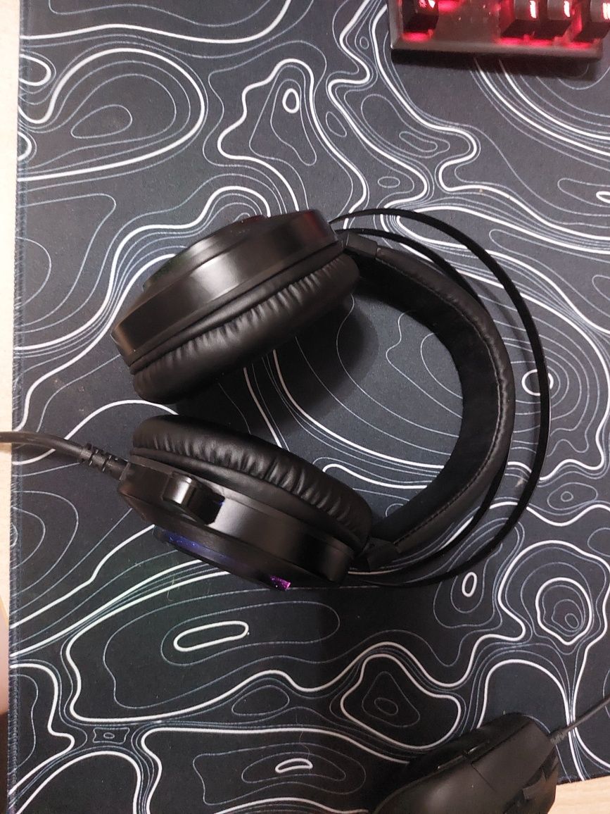 Продам наушники bloody G521