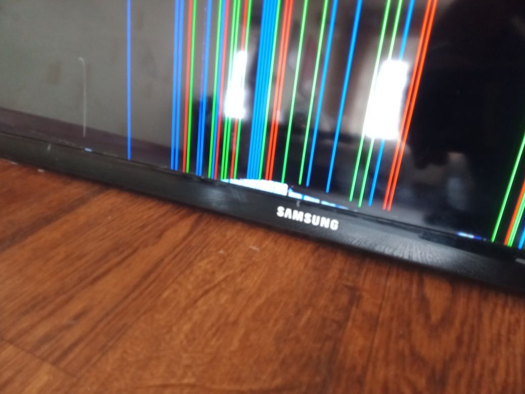 Телевизор Samsung б/у требует ремонта