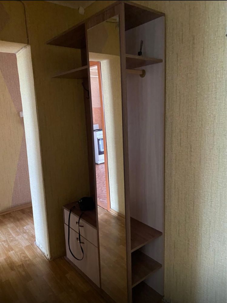 Продам прихожую