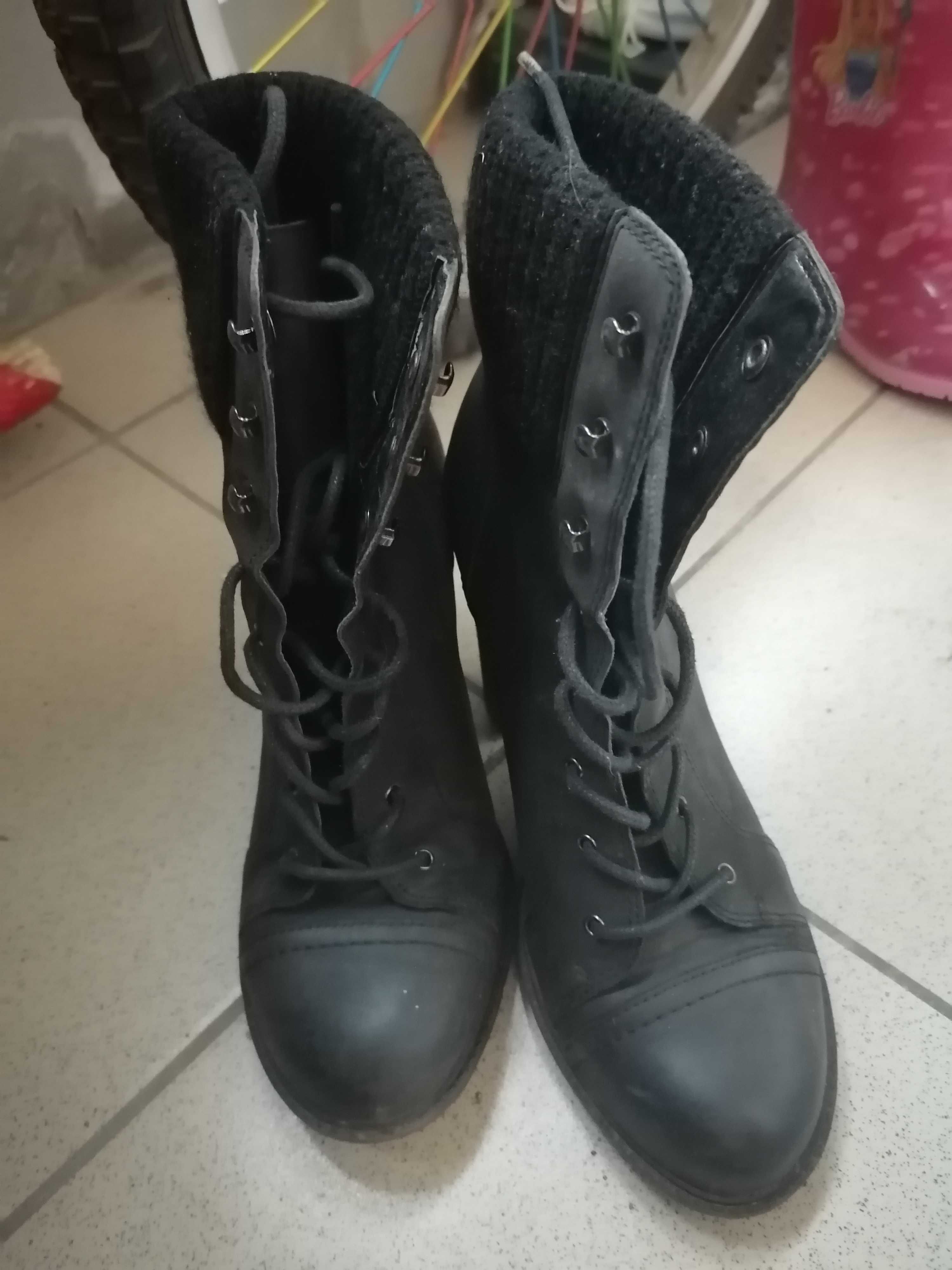 продам женские сапоги