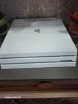 PS 4 обычная, 3 игры