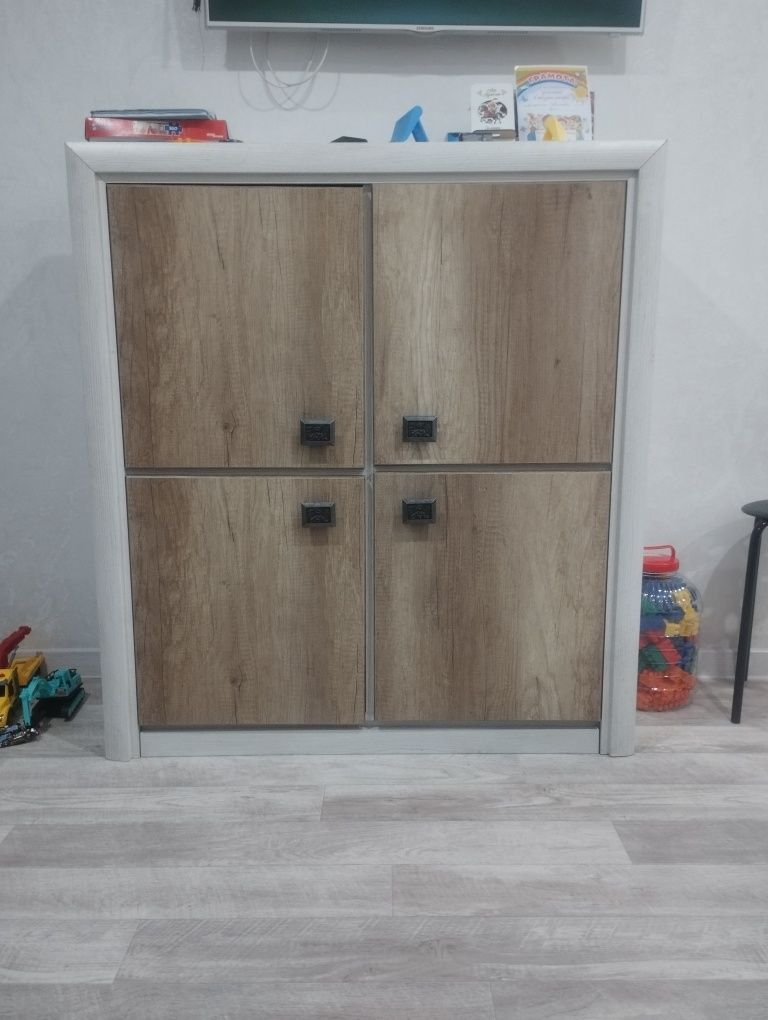 Продам шкаф и комод