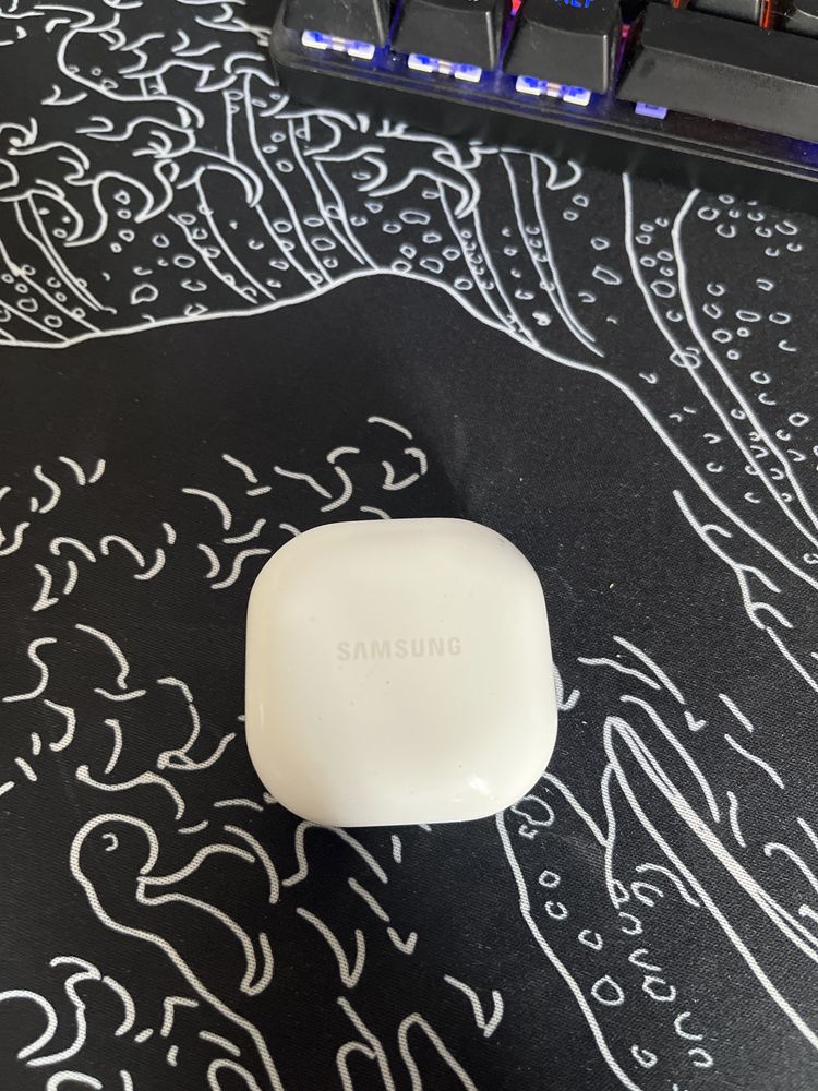samsung galaxy buds 2