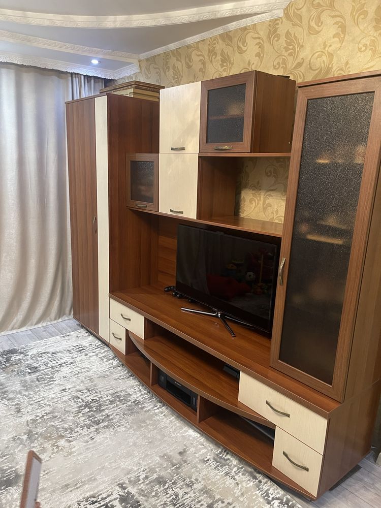 Продам горку в зал – идеальное состояние