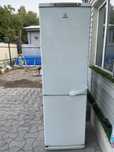 Продам холодильник Indesit