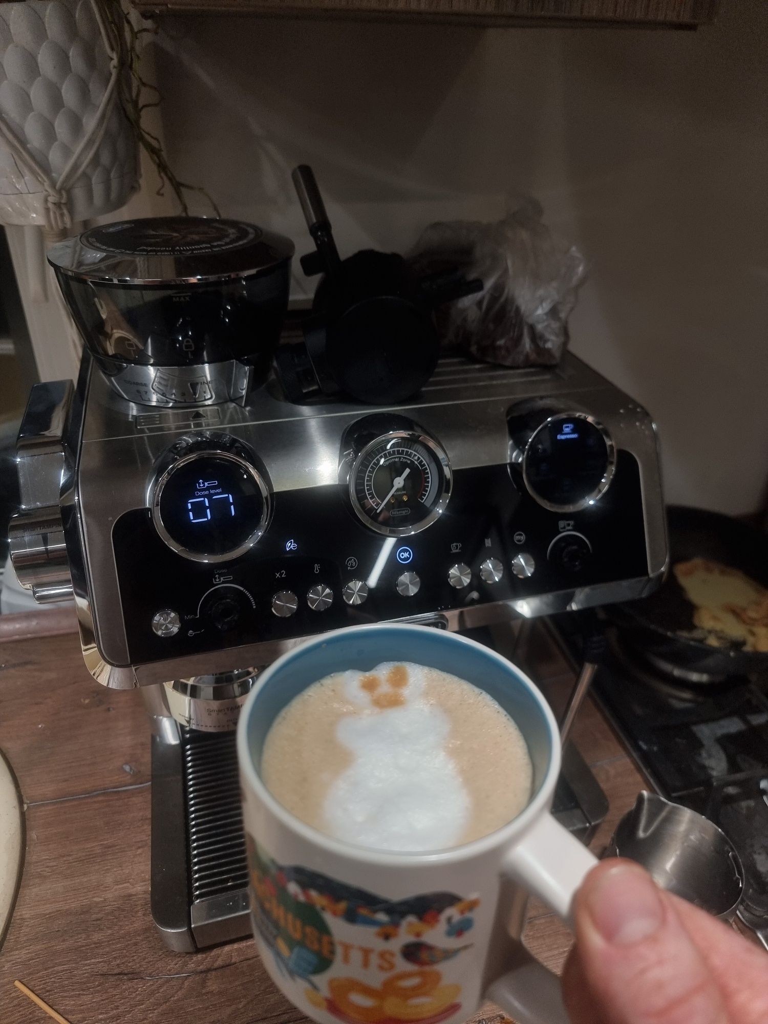 Кофемашина  Delonghi EC9865.M
