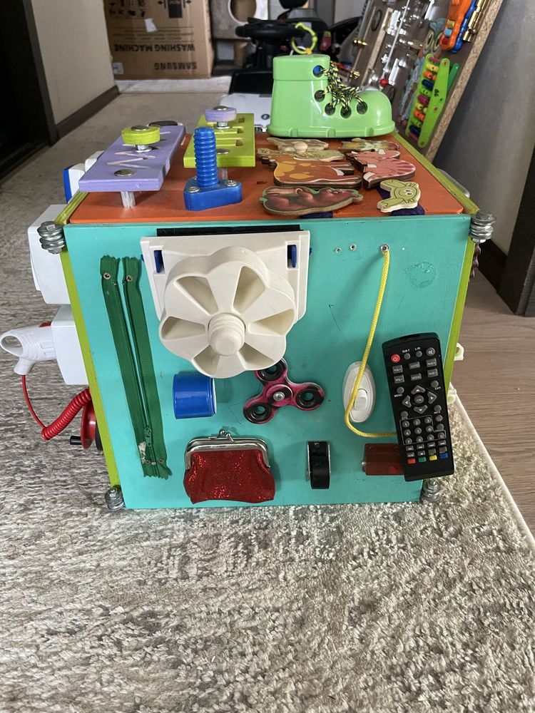 Игрушки развивающие