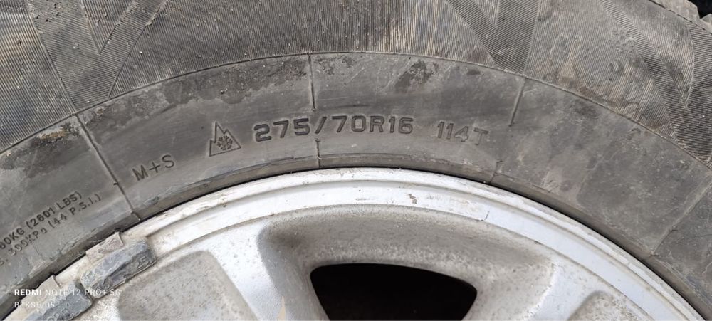 Сатылады 4 дөңгелек дисктармен бірге  размер   275/70R/16