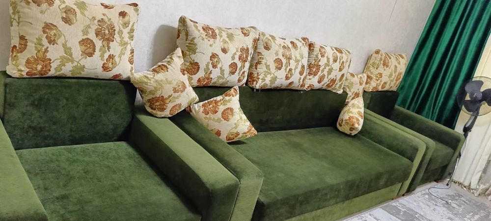Мягкая мебель и шторы