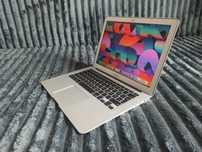 Apple MacBook Air 13 / 2015 / i5 / 8Gb