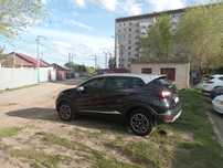 Рено каптюр 2021 года. Полный привод внедорожник