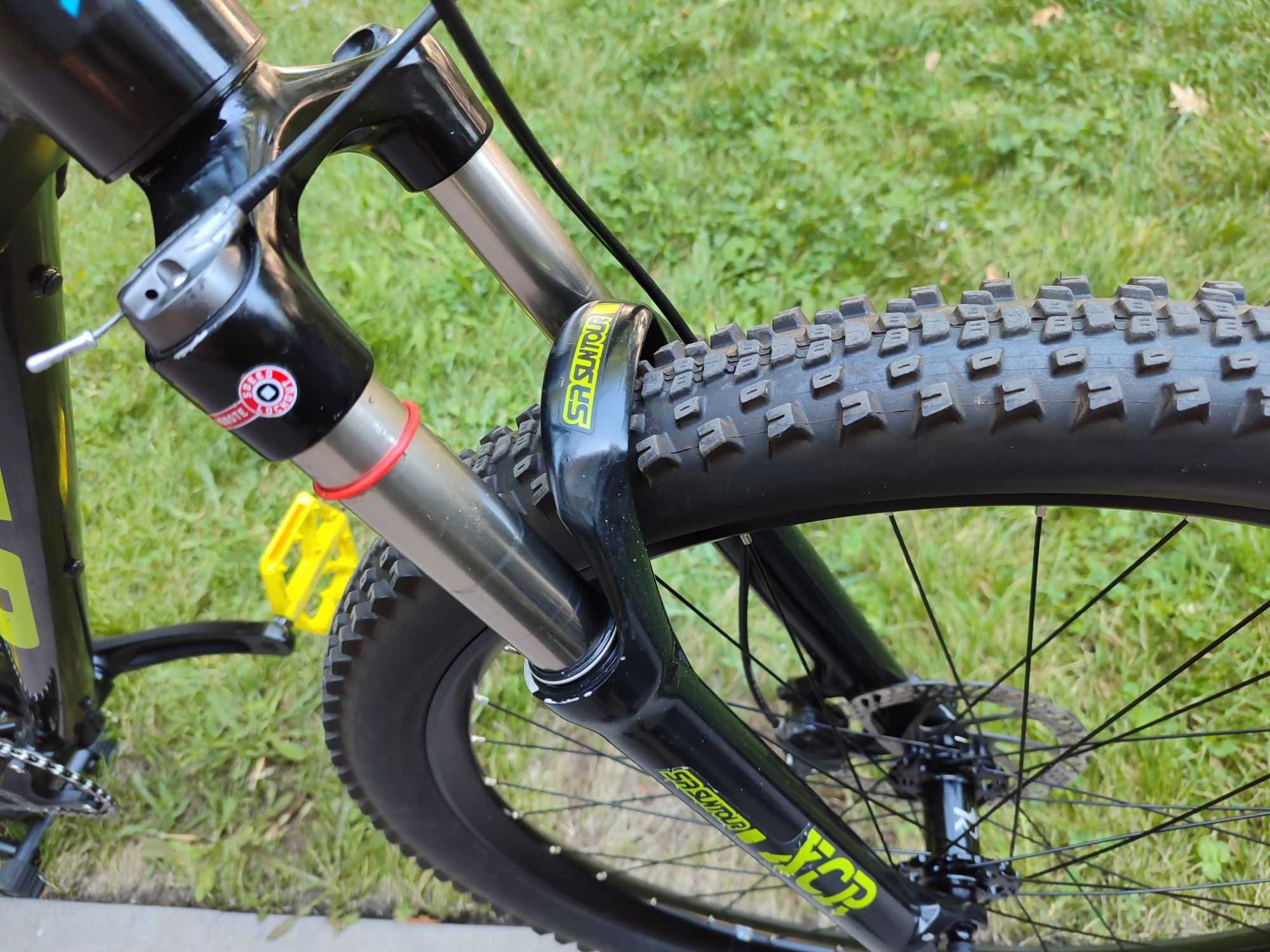 Велосипед giant трек GT avalanche 27,5 размер М