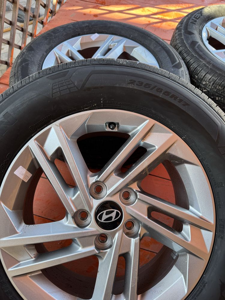 Huyndai Tucson R 17