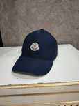 Продам кепку Moncler