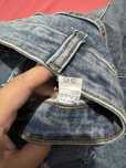 Продам женские рваные джинсы