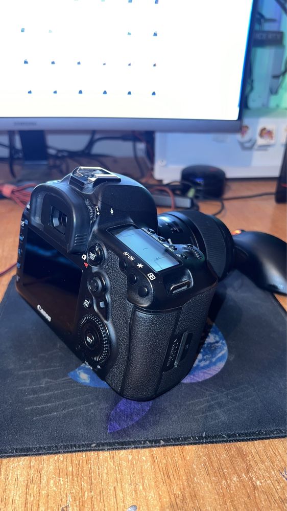 Canon 5D Mark 4