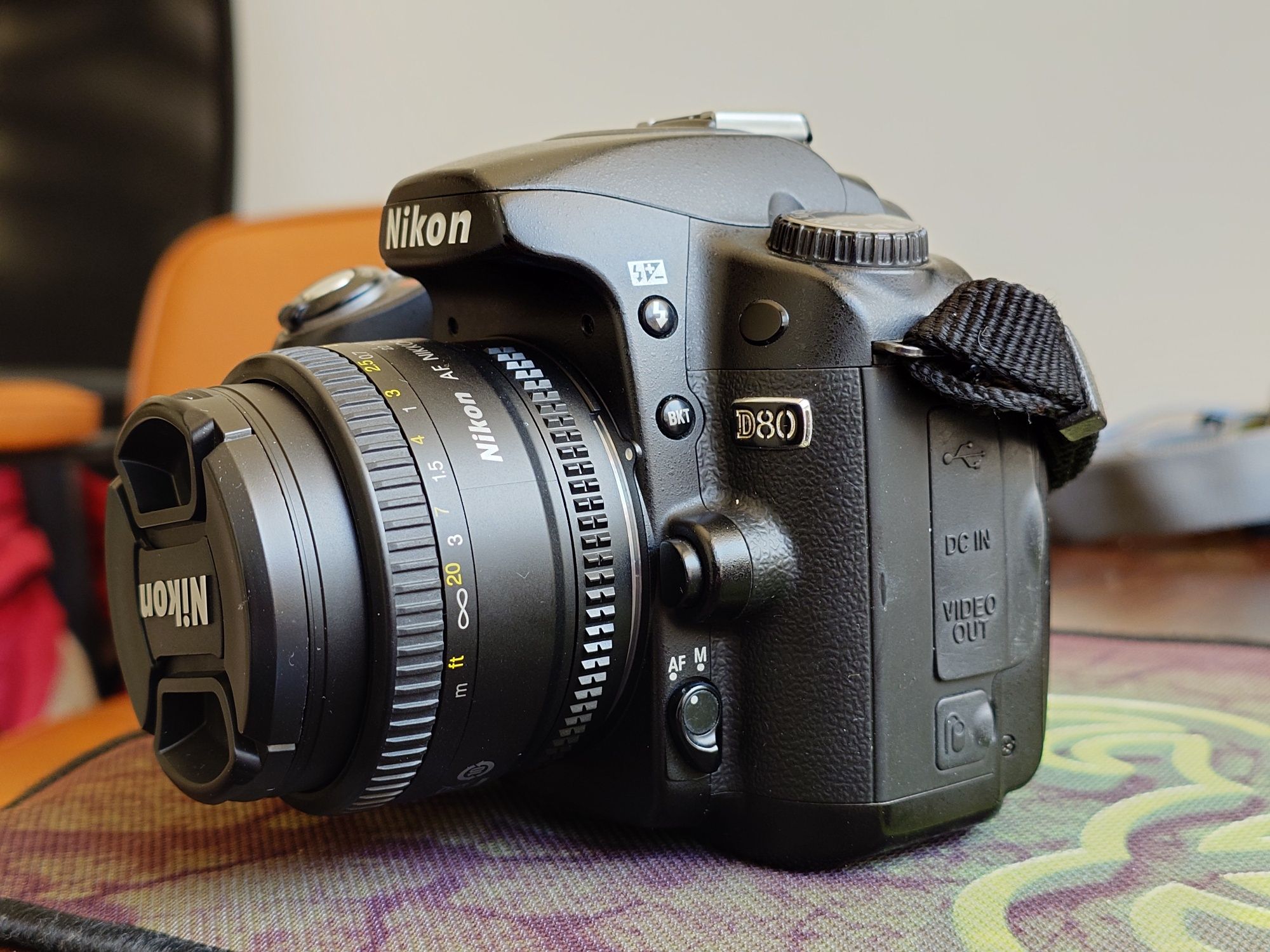 Nikon D80, только body