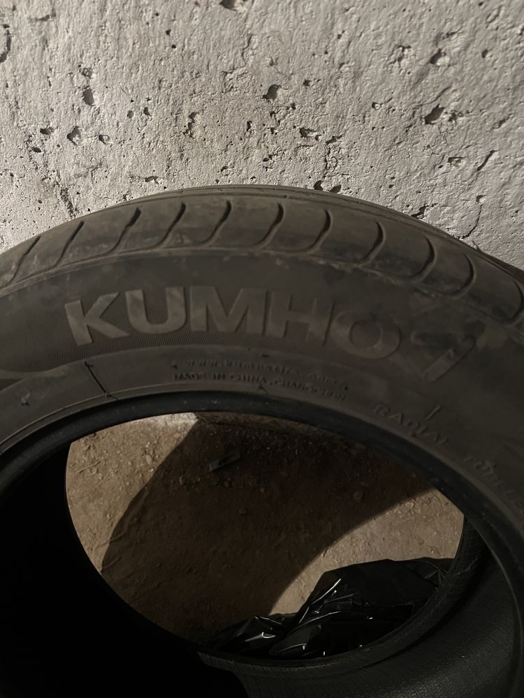 Продам Комплект шин