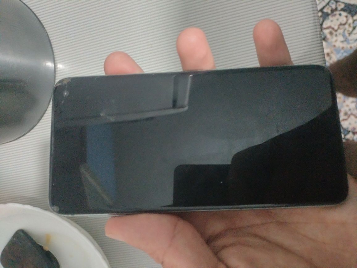 Samsung s10 e 128 gb 30000 Торга нету