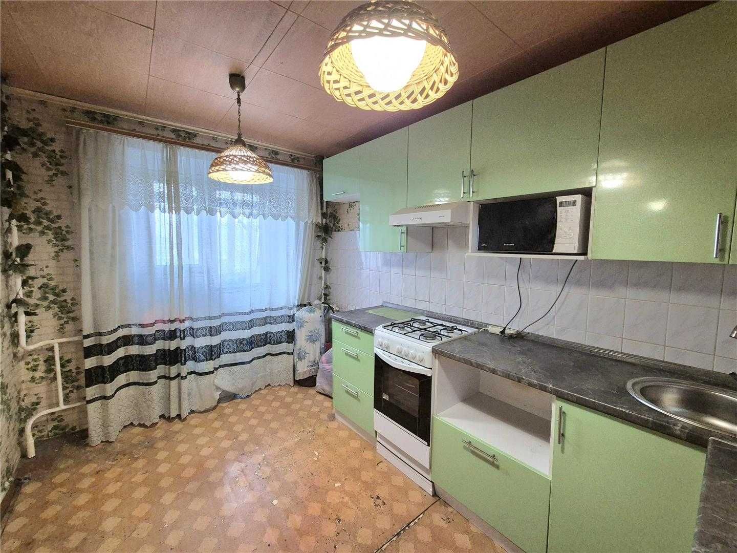 Продам 4 комн квартиру на 6 мкр на 7/9этаже, ипотека