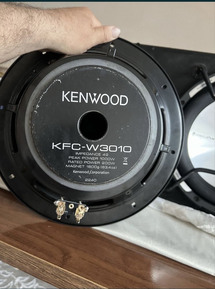 Сабуфер 2 шт 5 Элемент и KenwooD