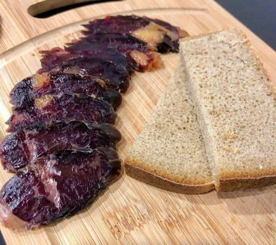 Колбаса сыровяленая из конины,(халяль)