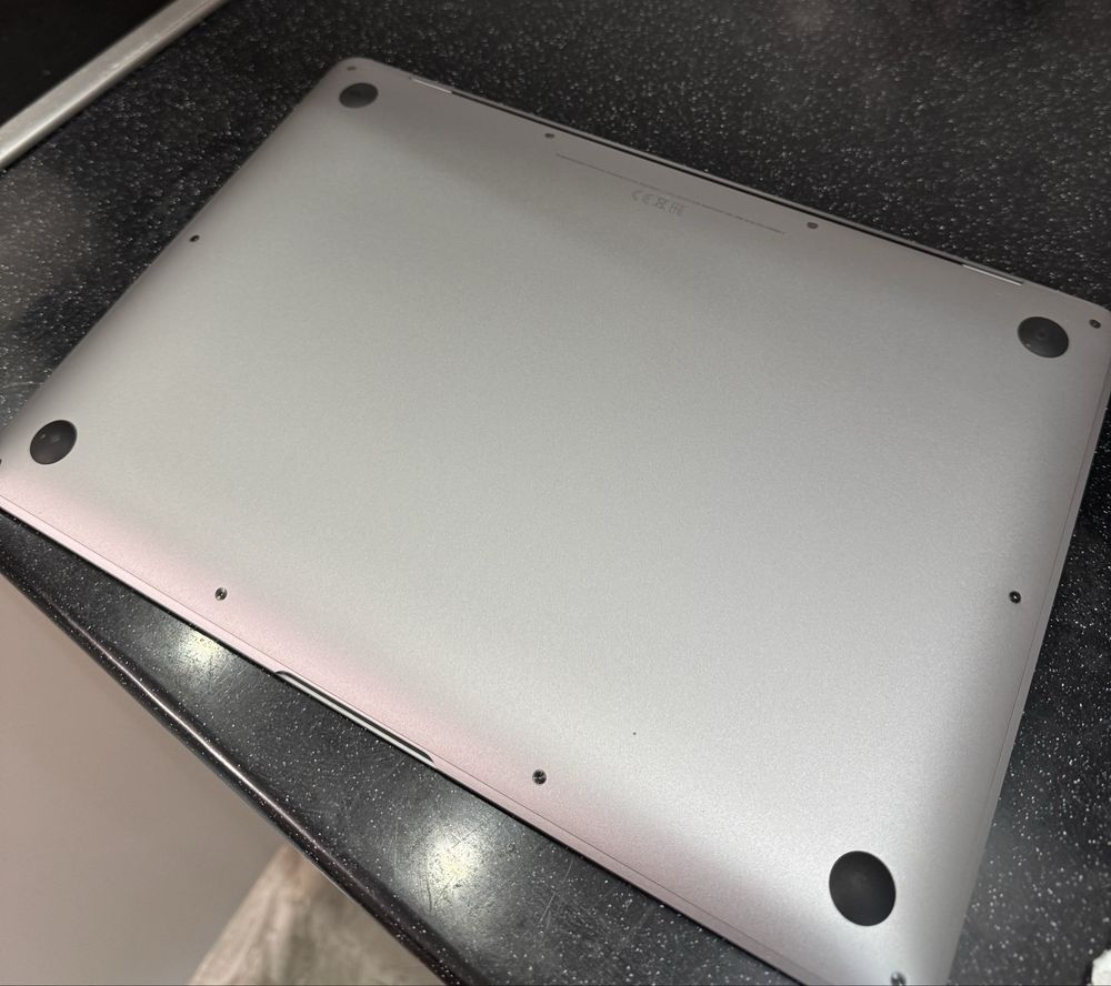 Macbook air m1 2020