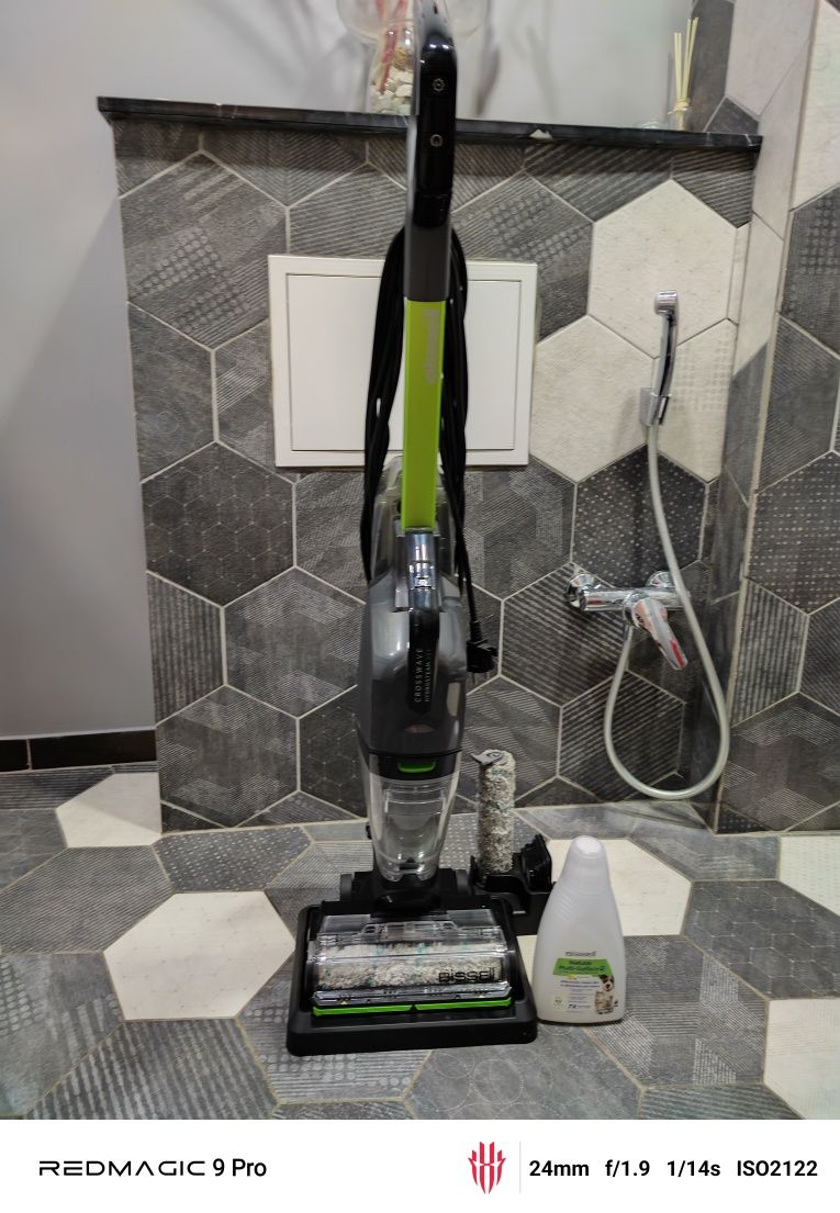 Пылесос Bissell CrossWave HydroSteam Pet - как новый, забирай в Алматы