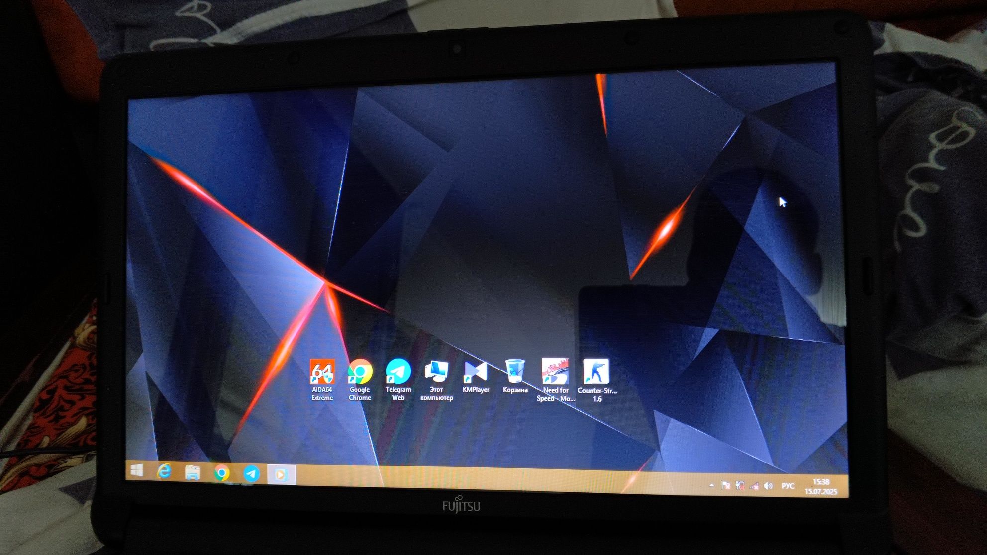 Ноутбук core i3 сатылады